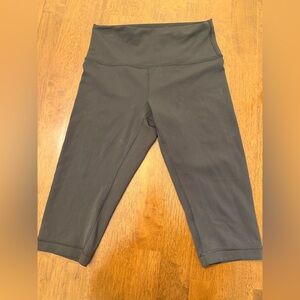 lululemon Black High-Rise Cropped Leggings